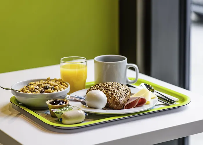 Ibis Budget Hotel 2*