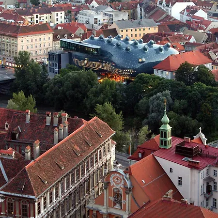 格拉茨城宜必思快捷酒店