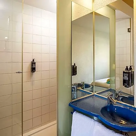 Ibis Budget Hotel 2*
